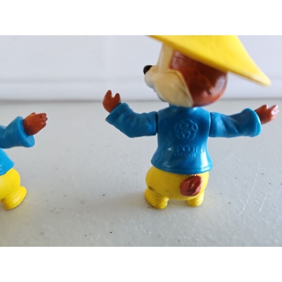 McDonald's 1994 Epcot Adventure Chip Chipmunk in CHINA Toy Disney Figure Topper - Picture 4 of 5